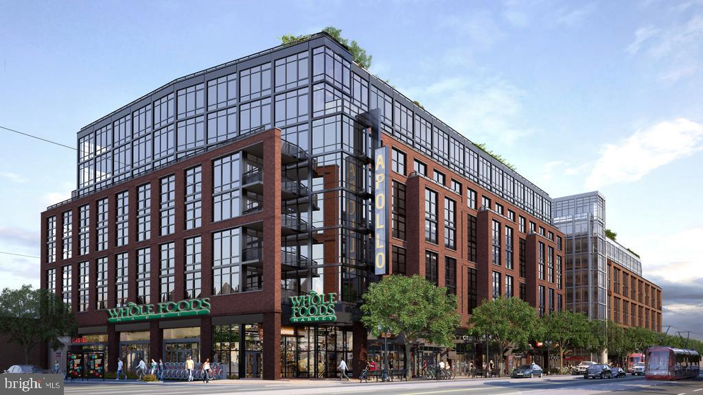 1121 Penn St NE #4