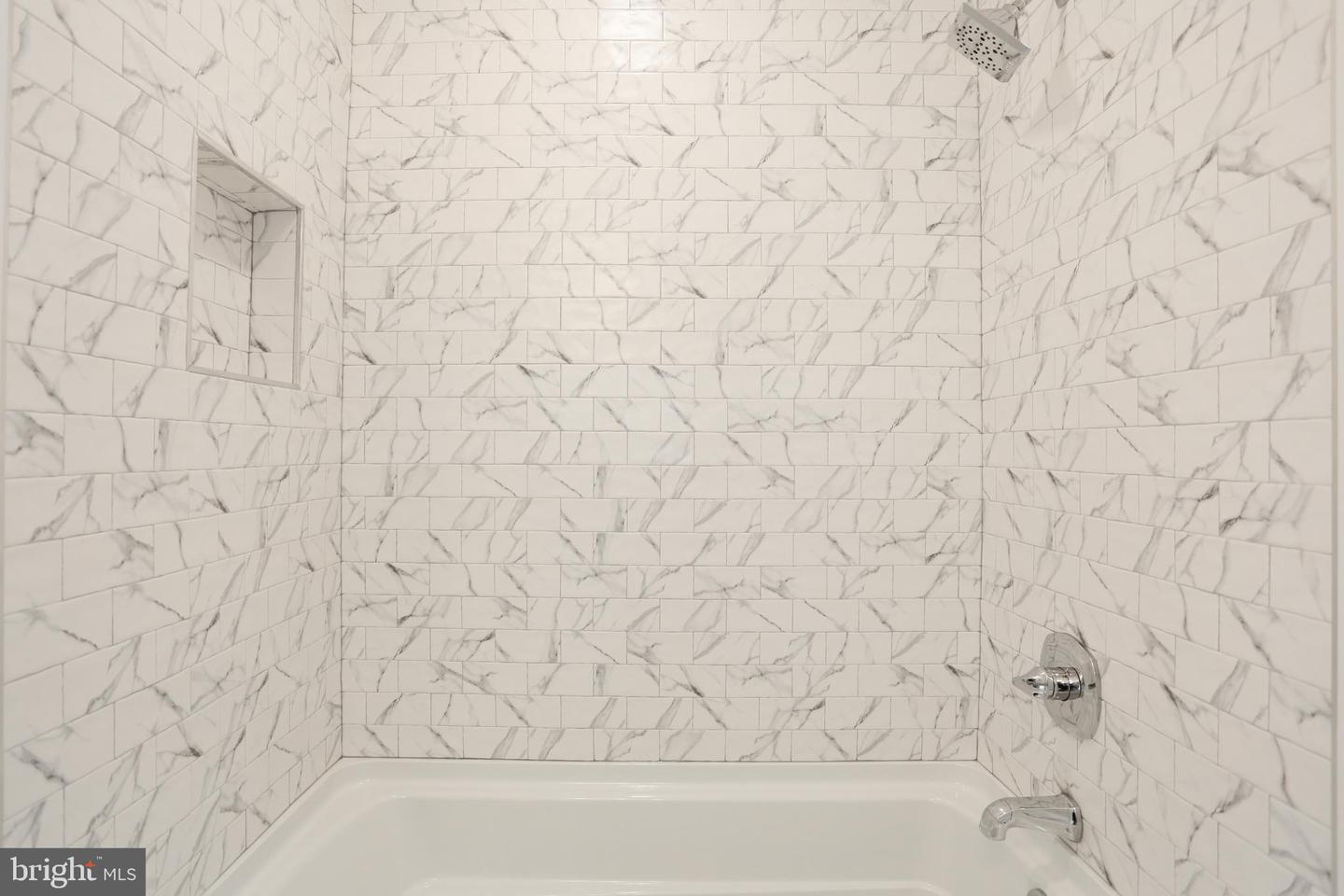 1234 Montello Ave NE #1