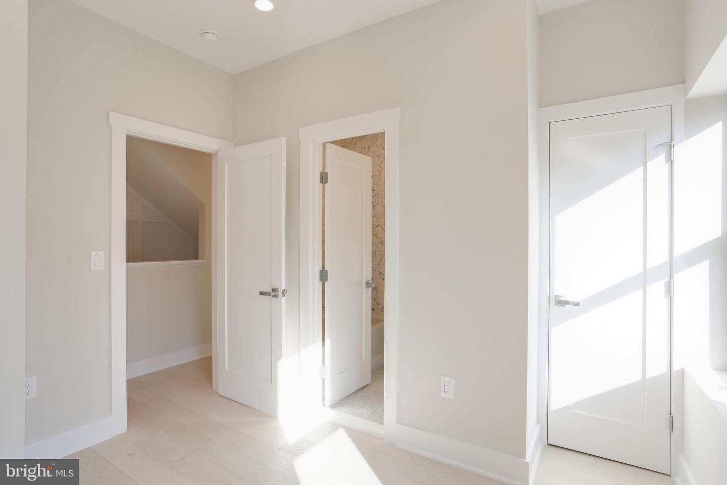 1234 Montello Ave NE #1