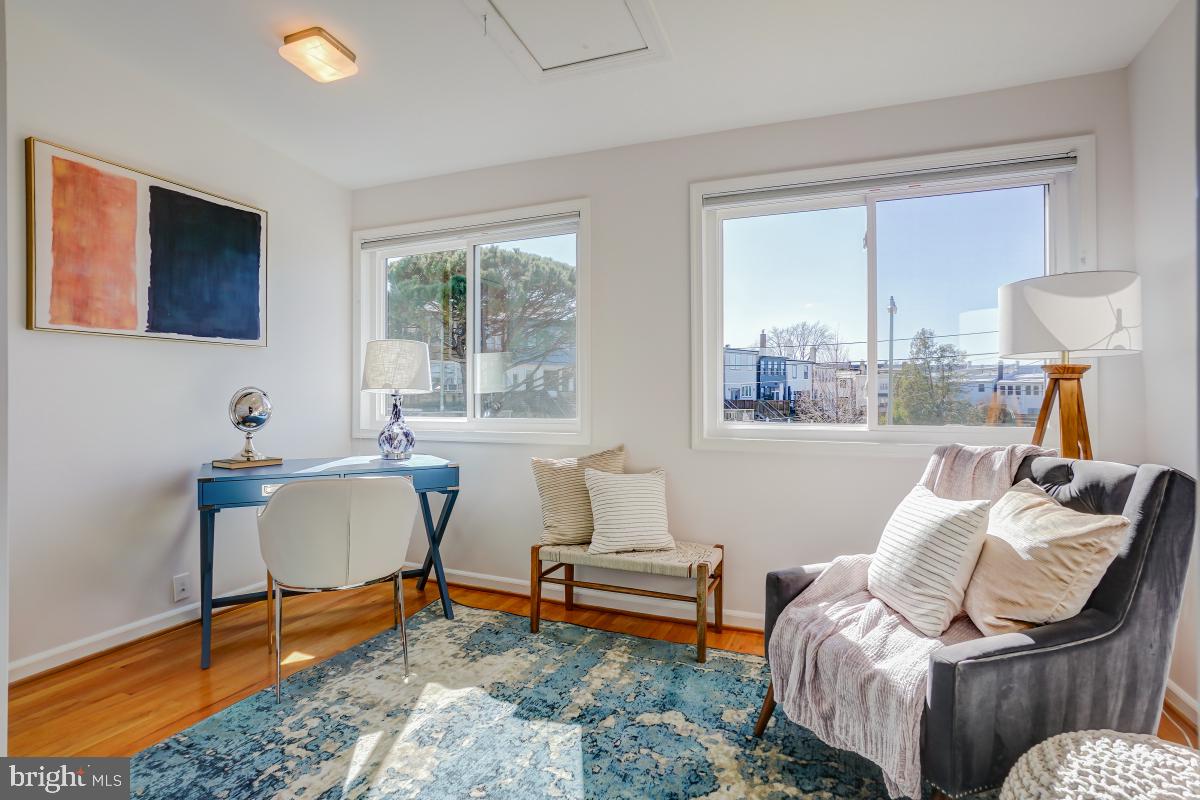 4914 Illinois Ave NW