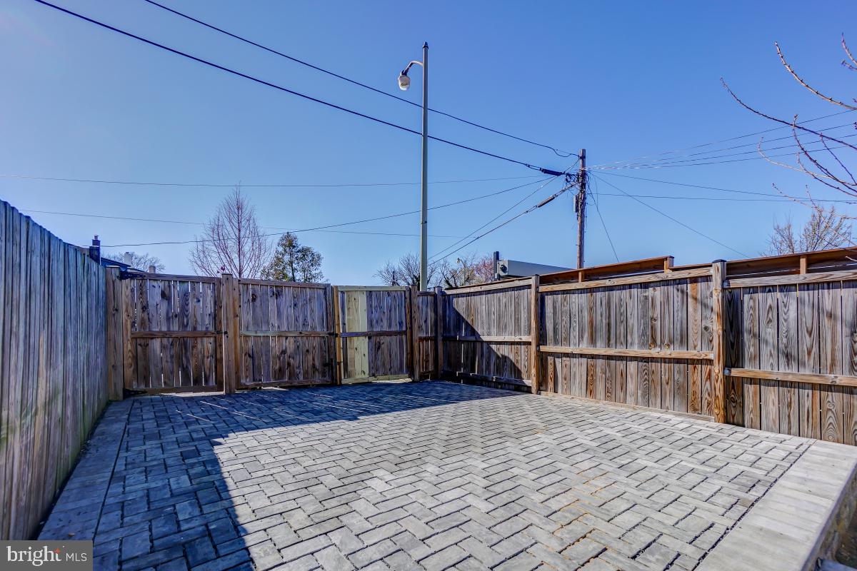 4914 Illinois Ave NW