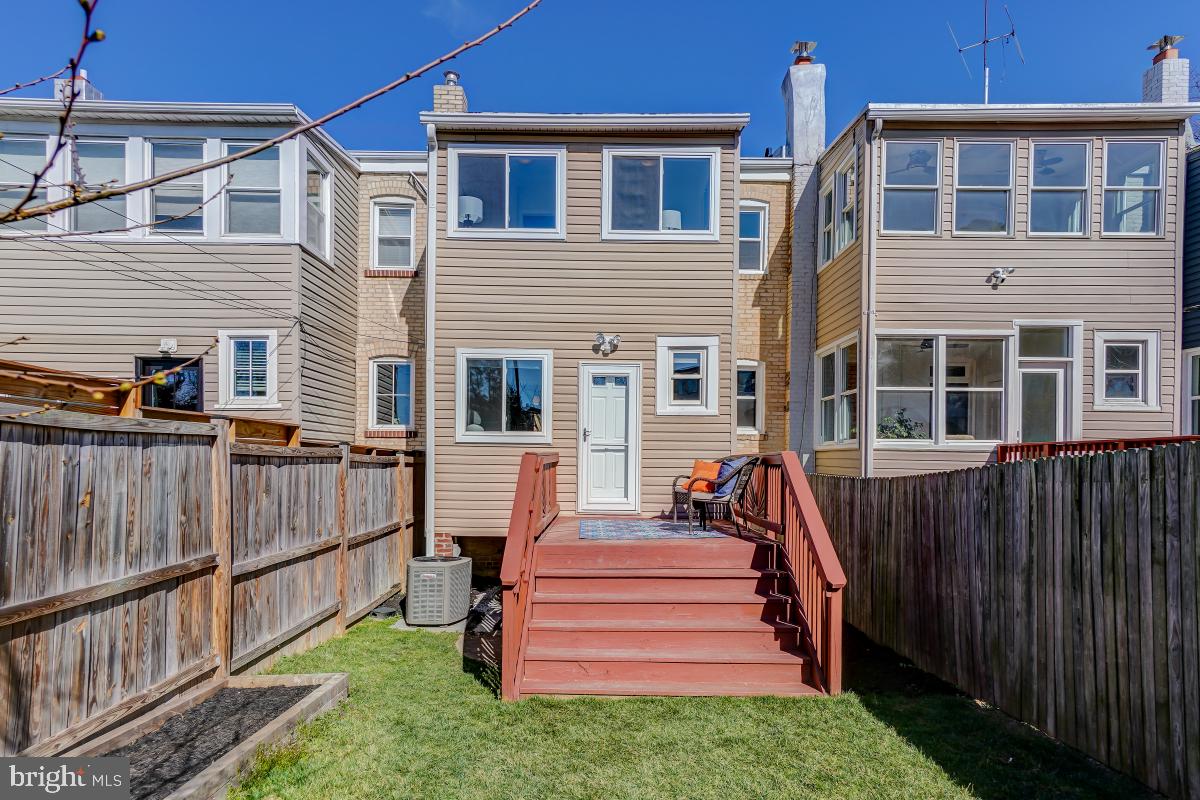 4914 Illinois Ave NW