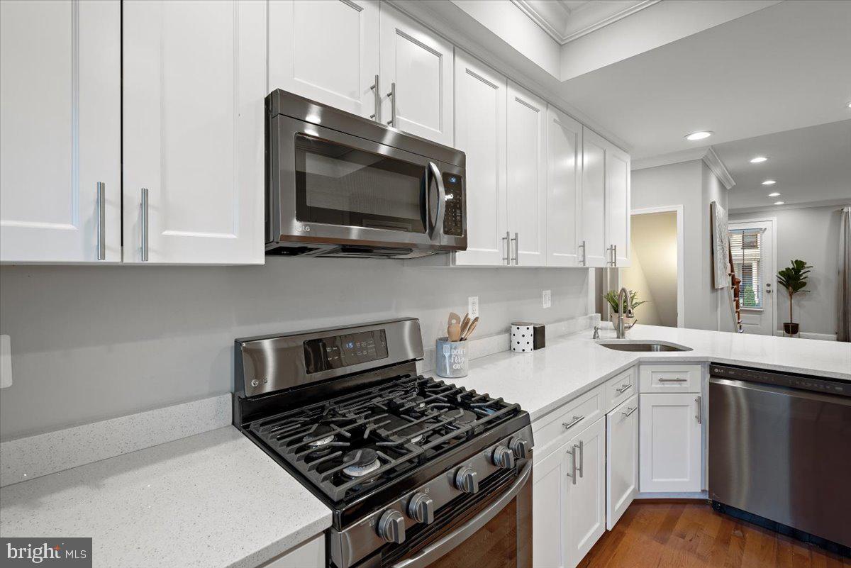 5003 7th Pl NW