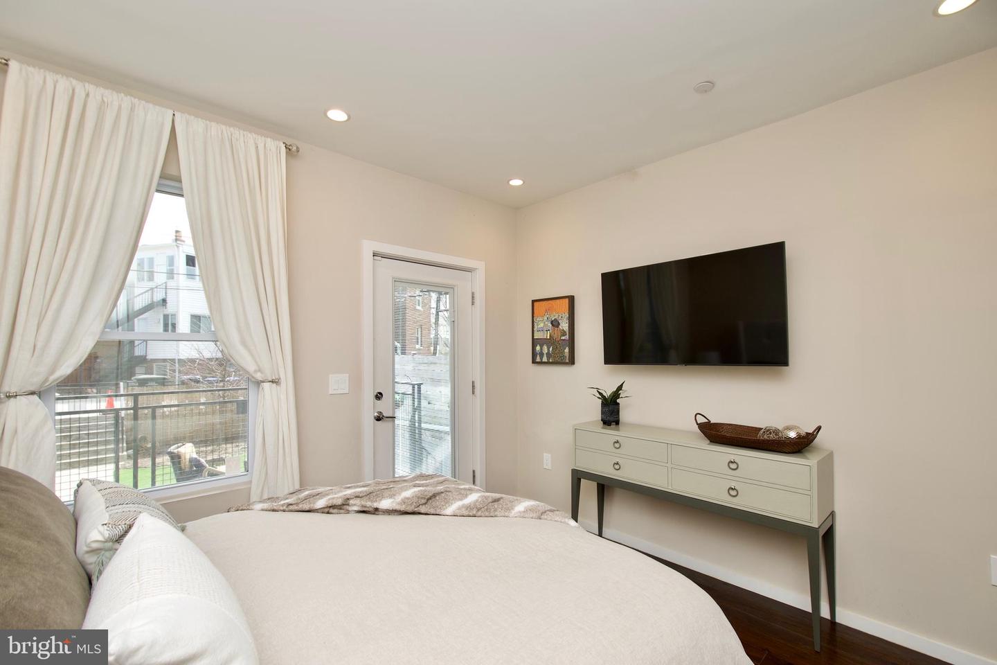 3911 Kansas Ave NW #1