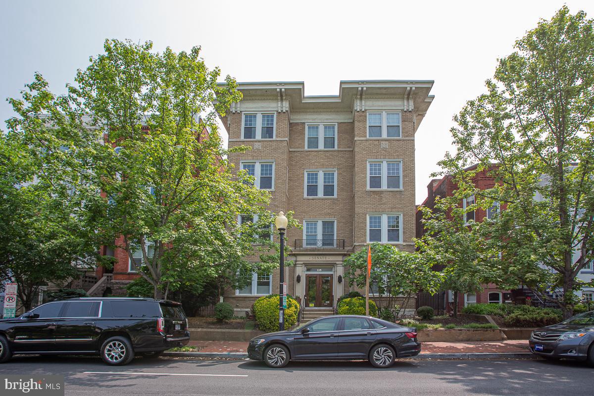 115 2nd St NE #6