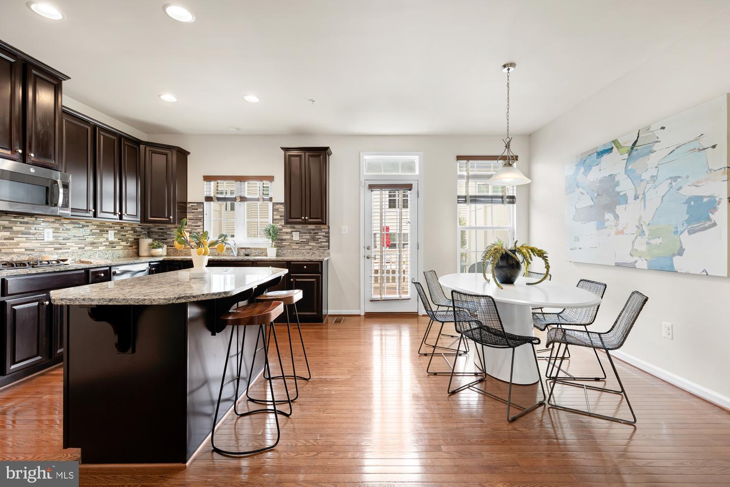 3709 Commodore Joshua Barney Dr NE