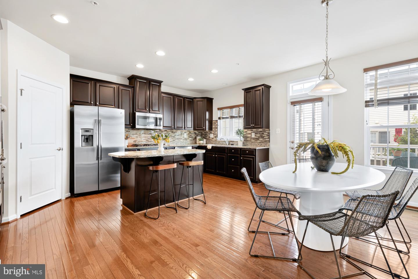 3709 Commodore Joshua Barney Dr NE