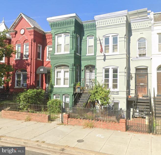 43 New York Ave NW