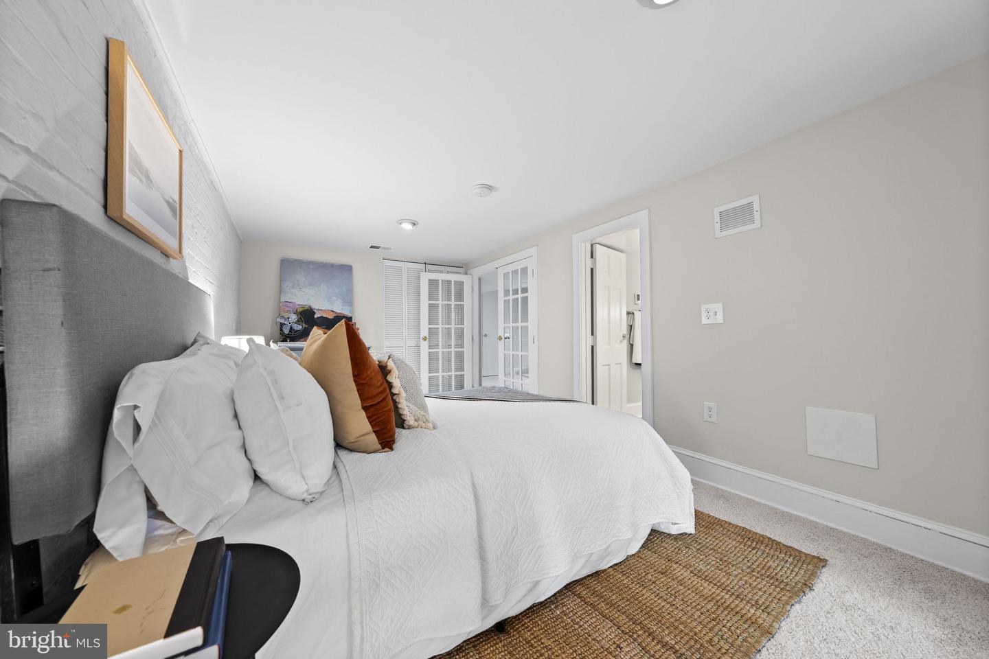 1351 G St SE