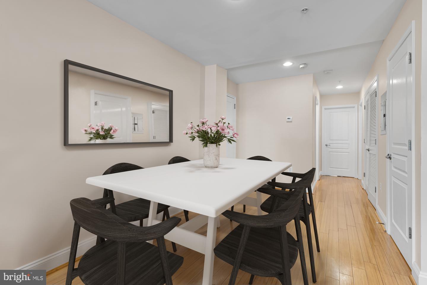 804 Taylor St NW #201