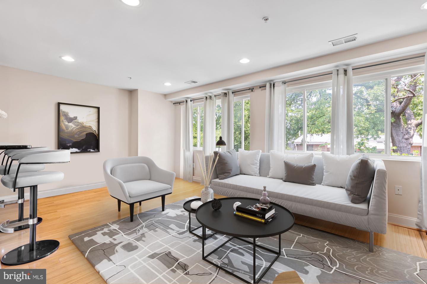 804 Taylor St NW #201