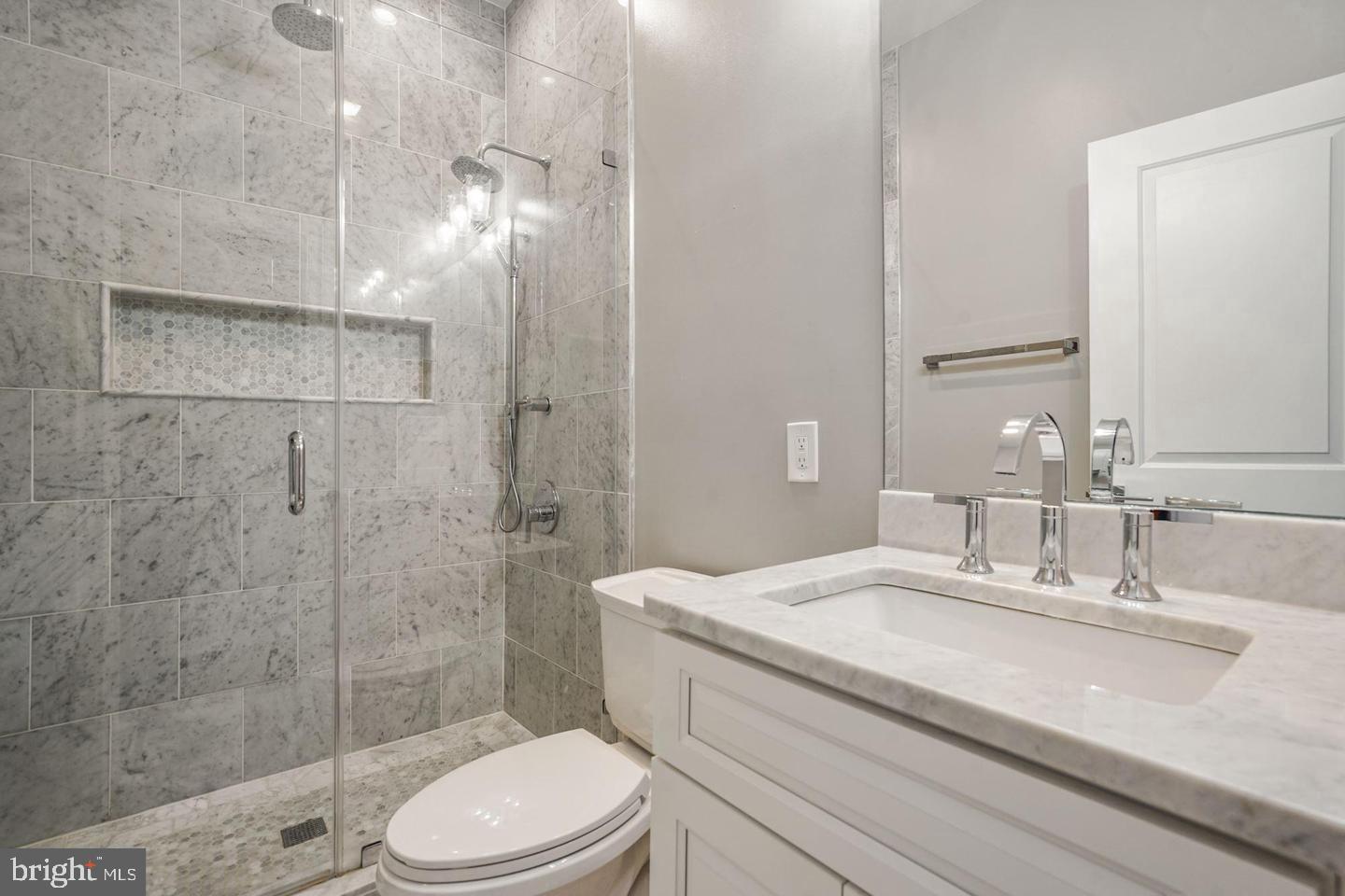1975 Biltmore St NW #3