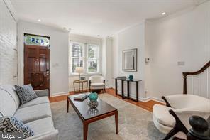 135 Duddington Pl SE