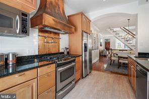 135 Duddington Pl SE