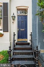 135 Duddington Pl SE