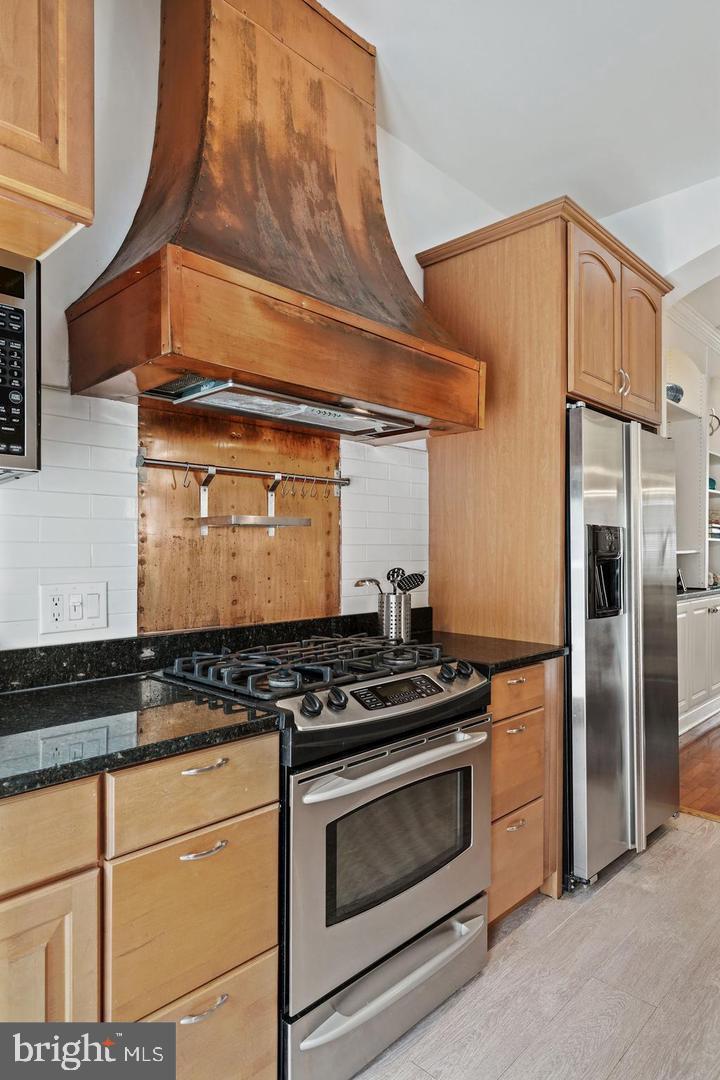 135 Duddington Pl SE