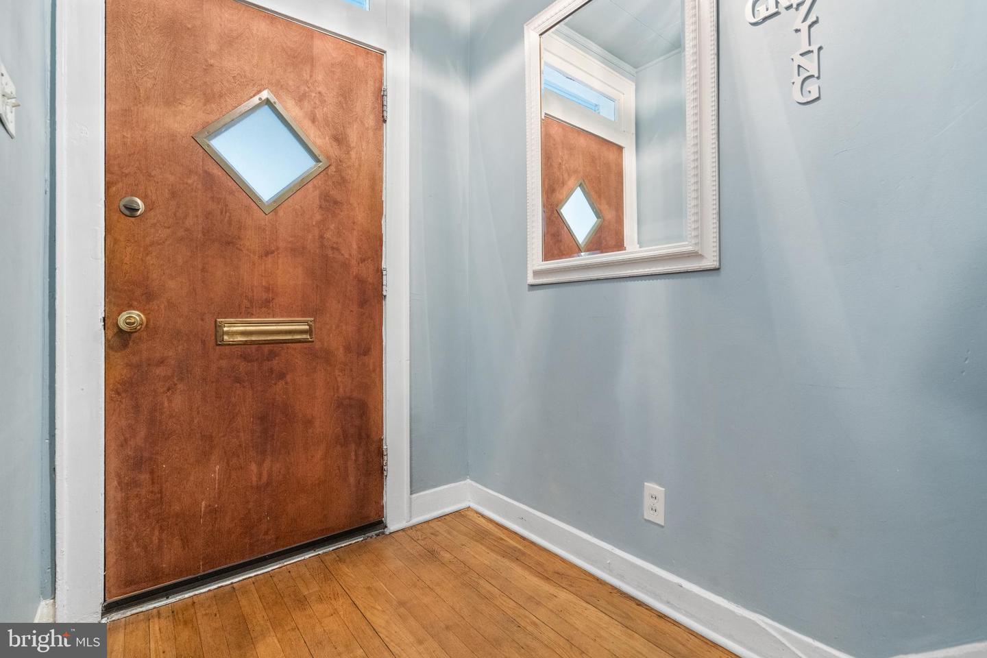 414 23rd Pl NE
