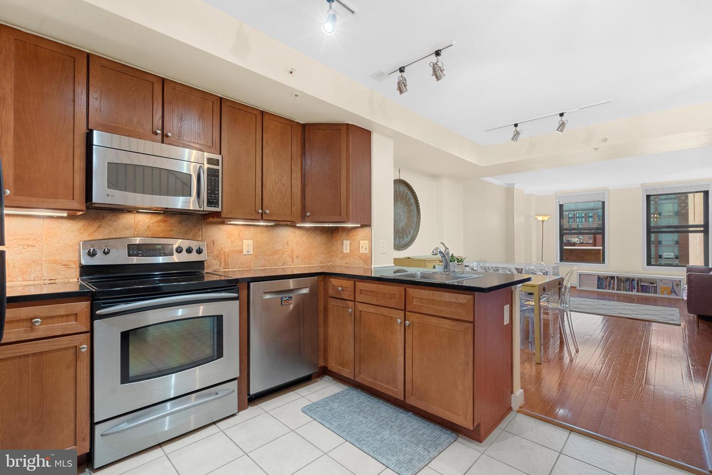631 D St NW #642