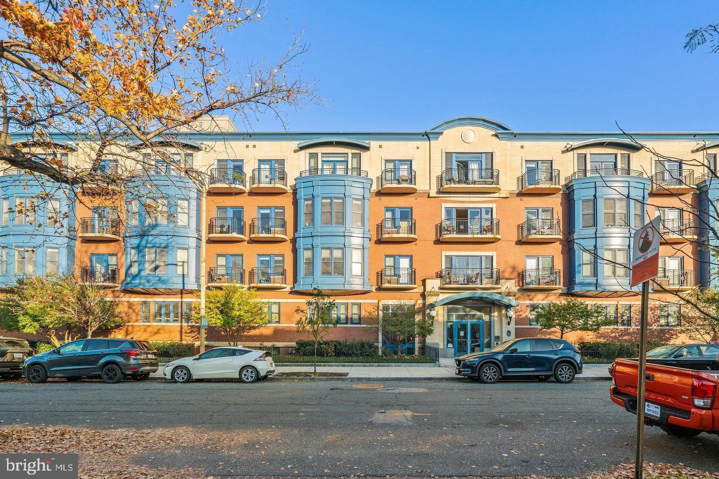 401 13th St NE #403