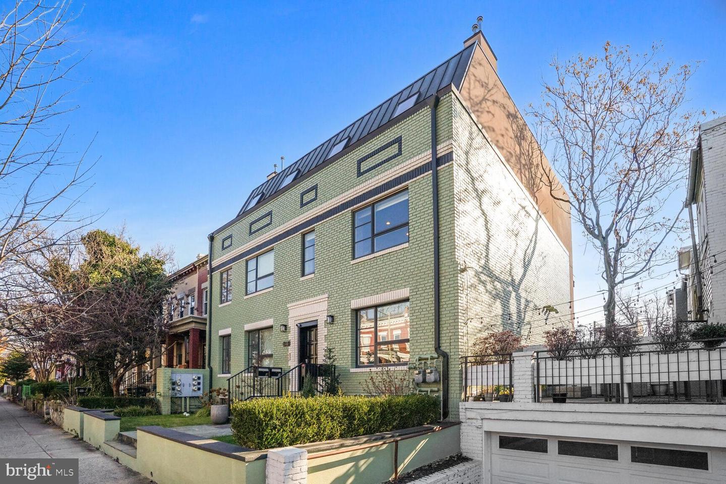 611 M St NE #4