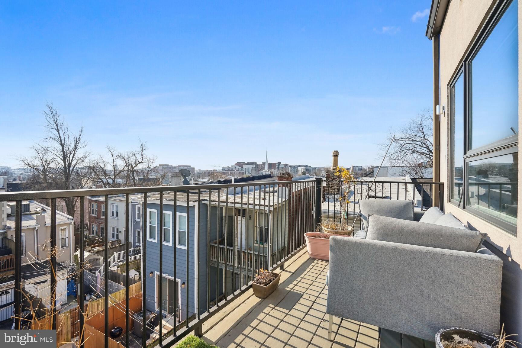 611 M St NE #4