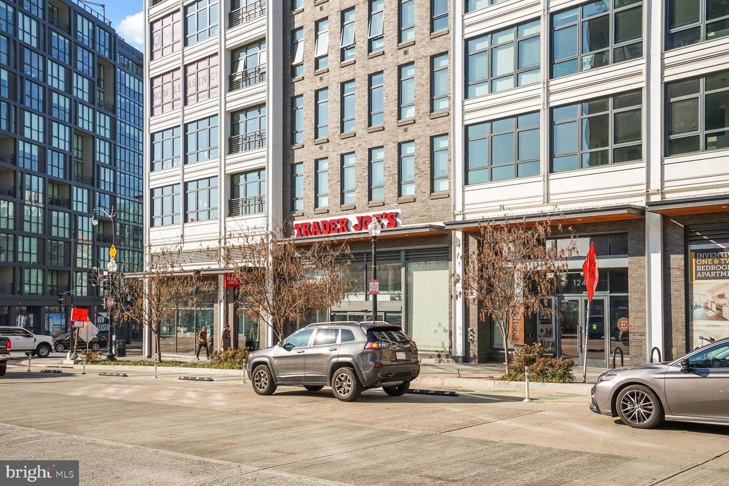611 M St NE #4