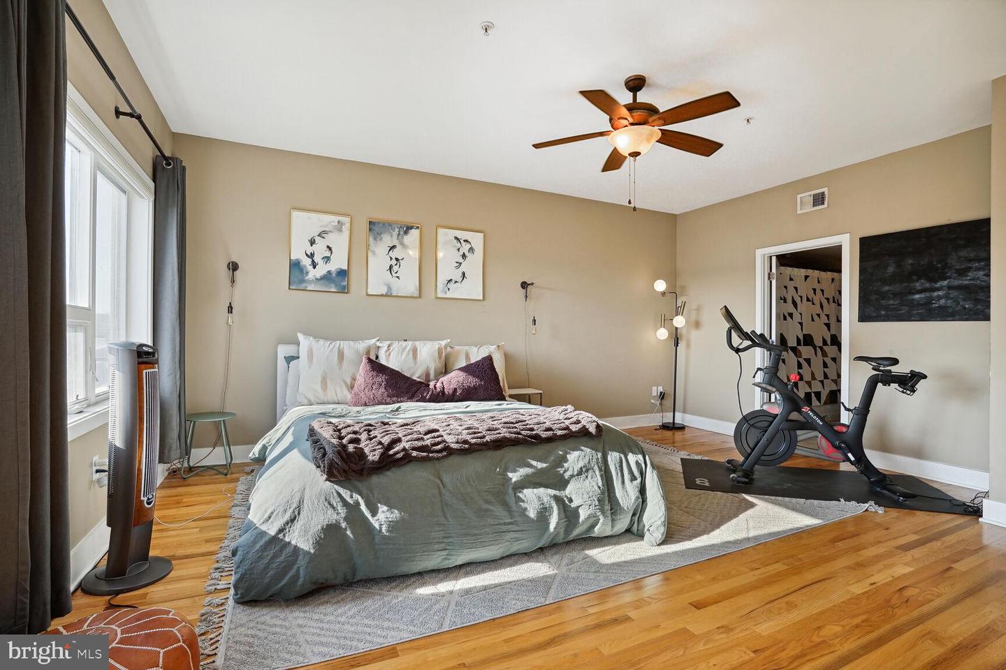 611 M St NE #4