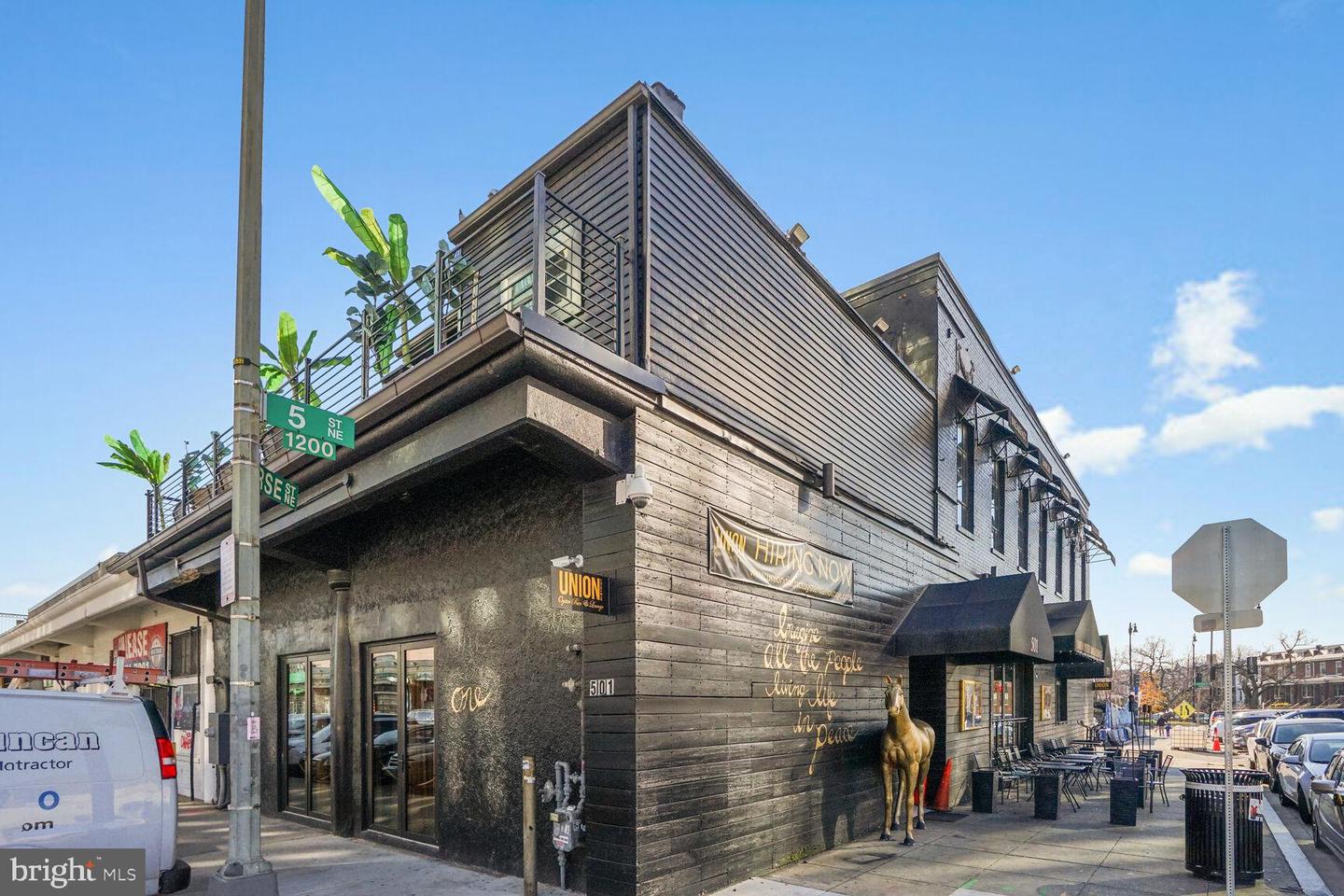 611 M St NE #4