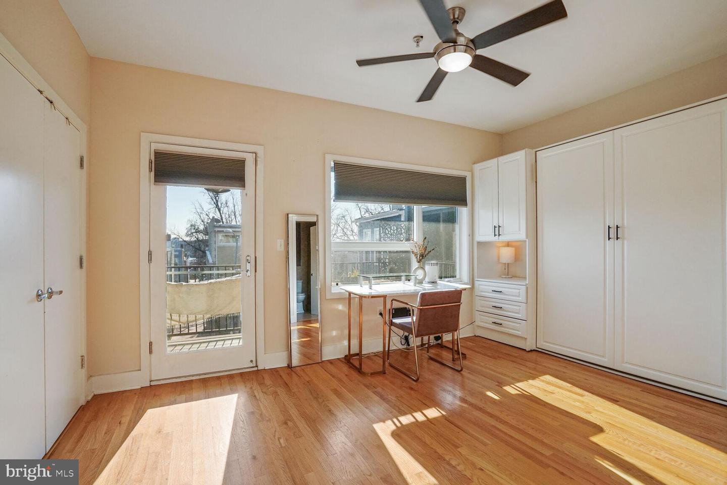 611 M St NE #4