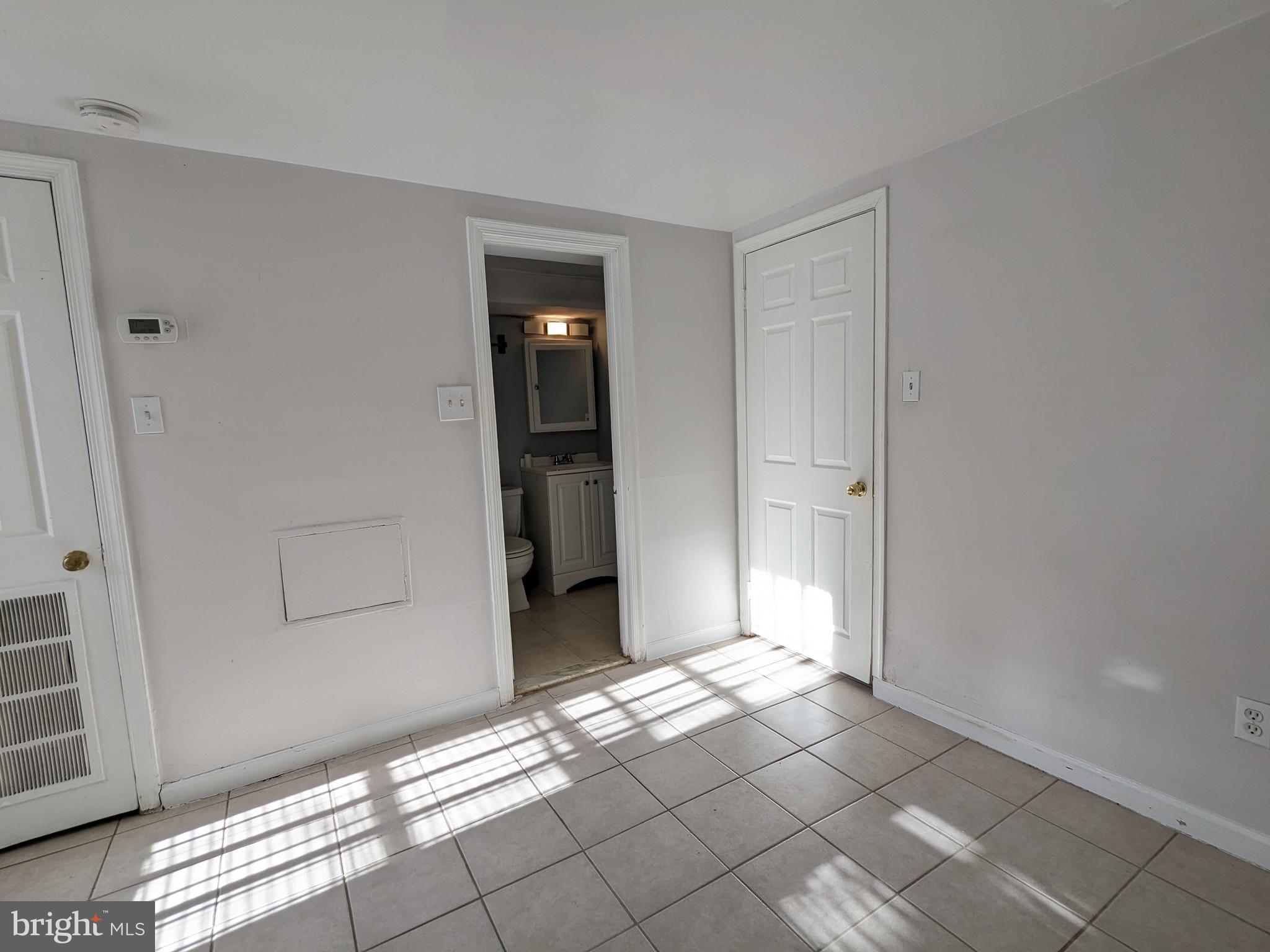 1523 Pennsylvania Ave SE #2