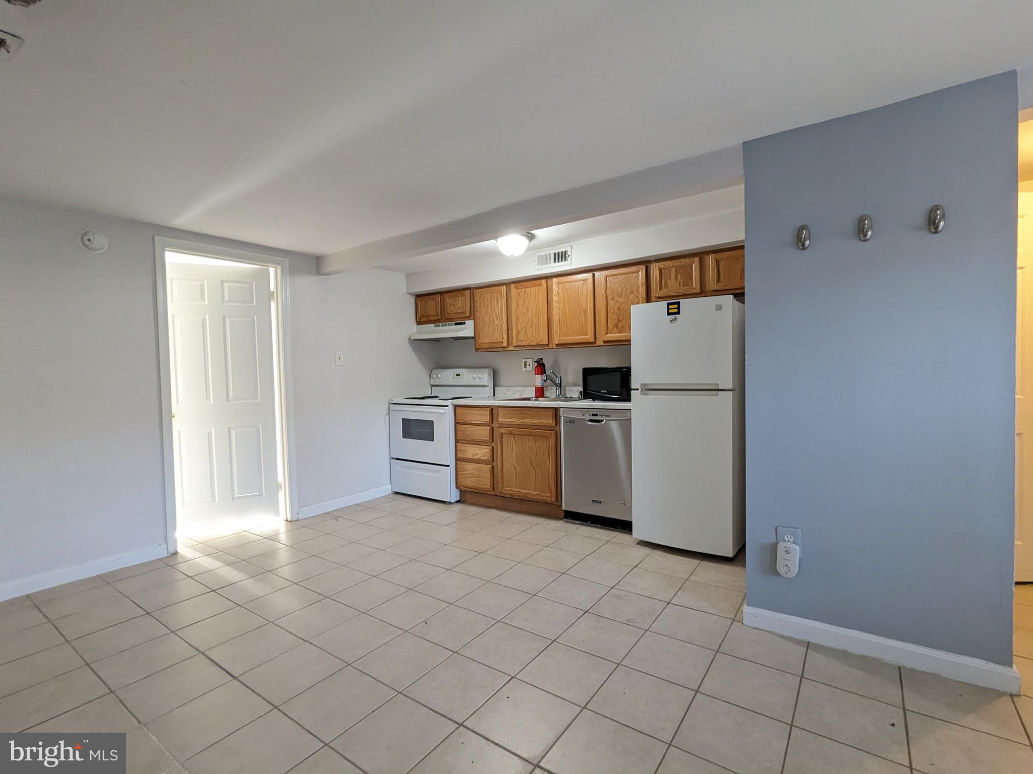 1523 Pennsylvania Ave SE #2