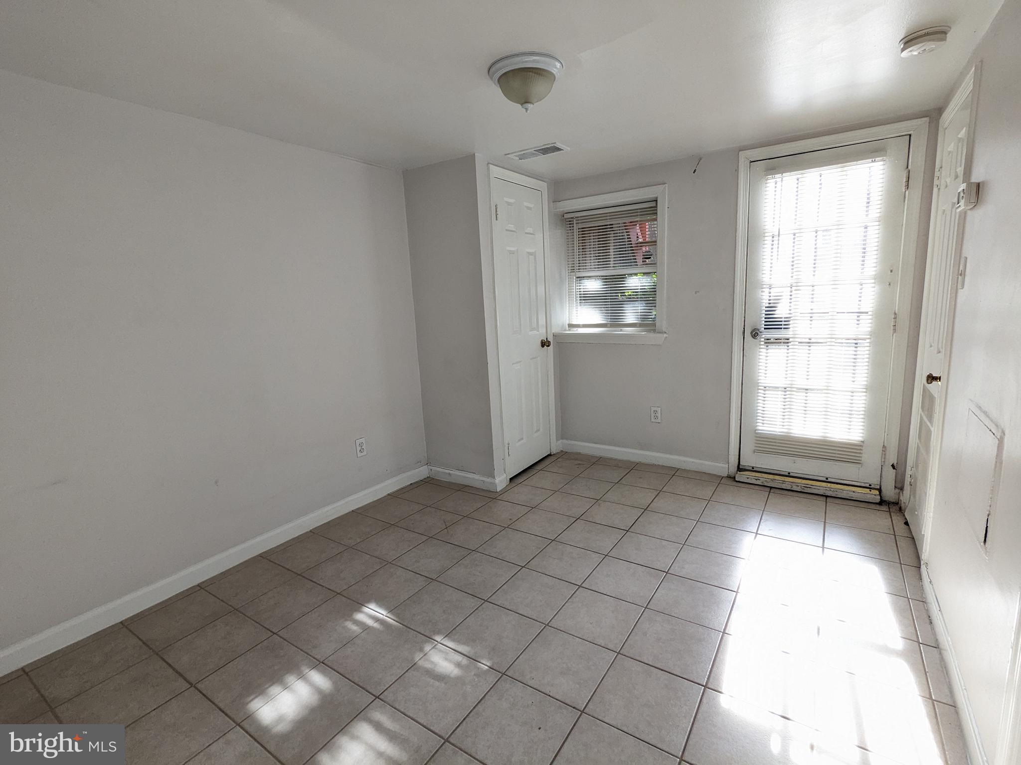 1523 Pennsylvania Ave SE #2