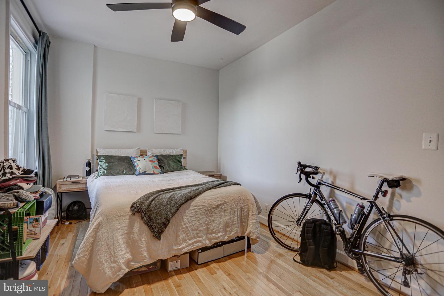 1815 A St SE #302