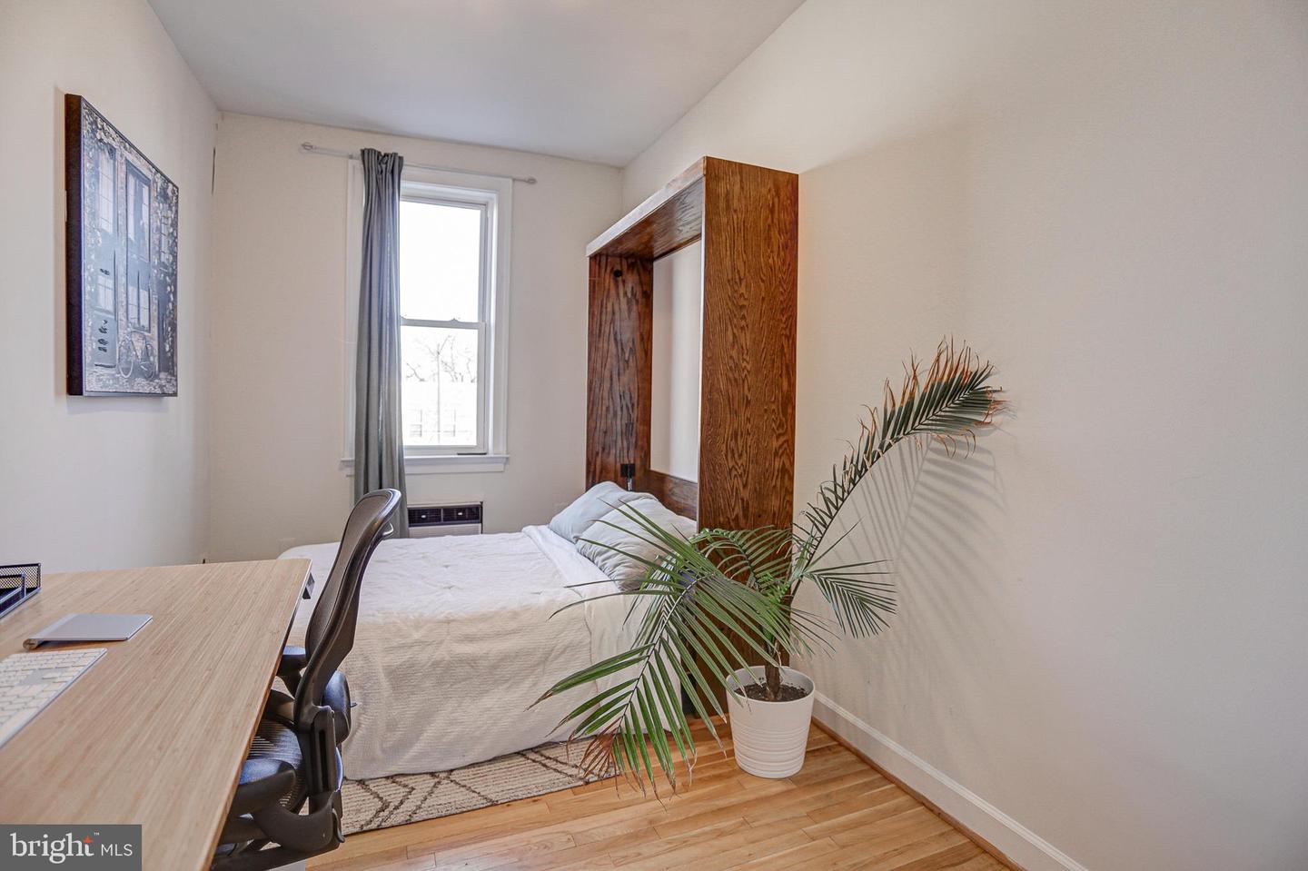 1815 A St SE #302