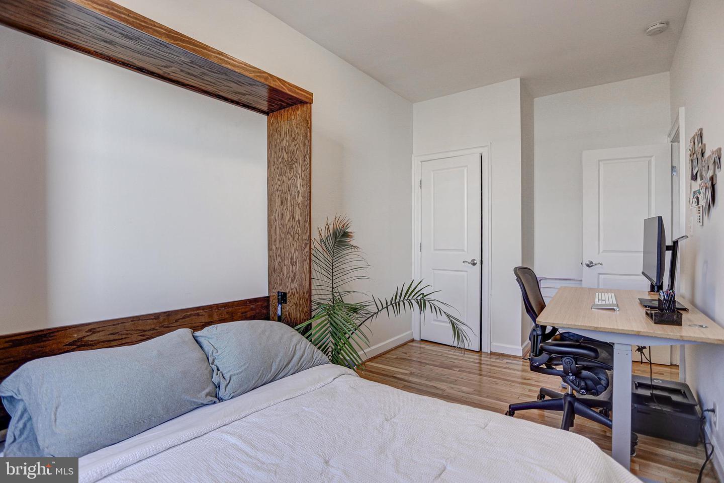 1815 A St SE #302