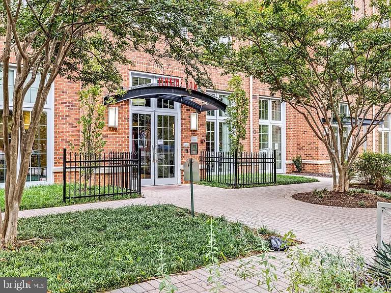 1391 Pennsylvania Ave SE #242