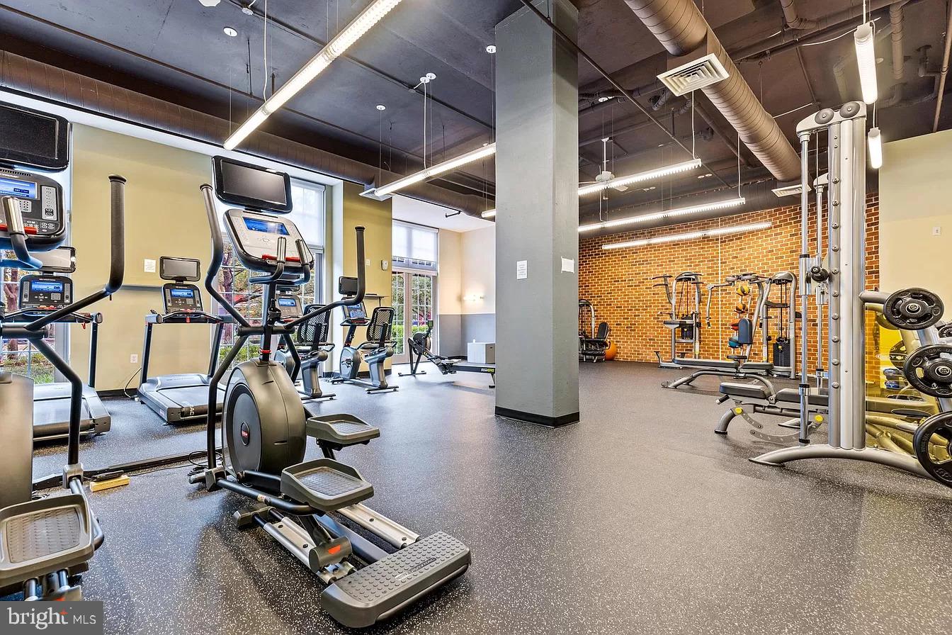 1391 Pennsylvania Ave SE #242