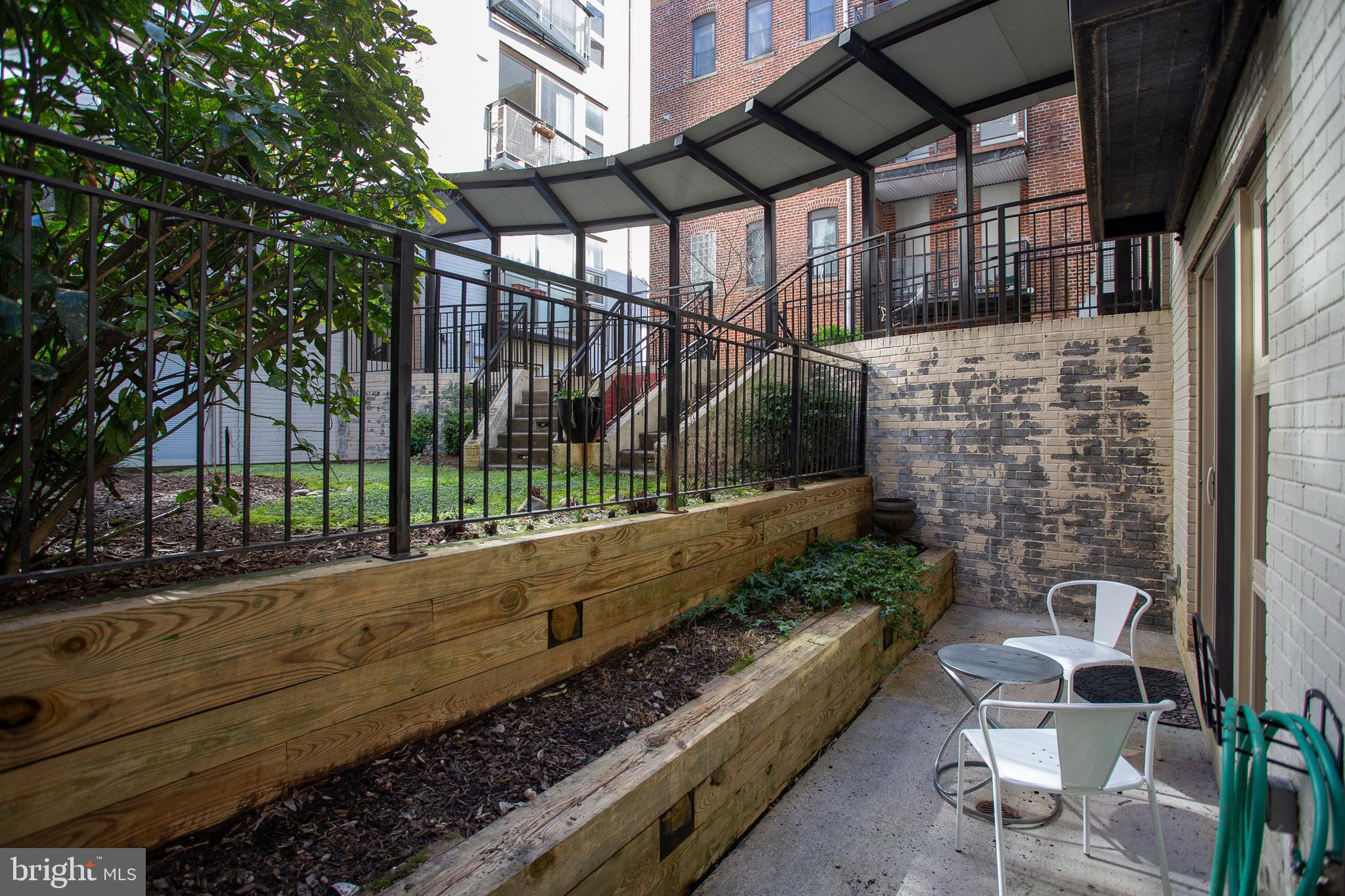 1421 Chapin St NW #1