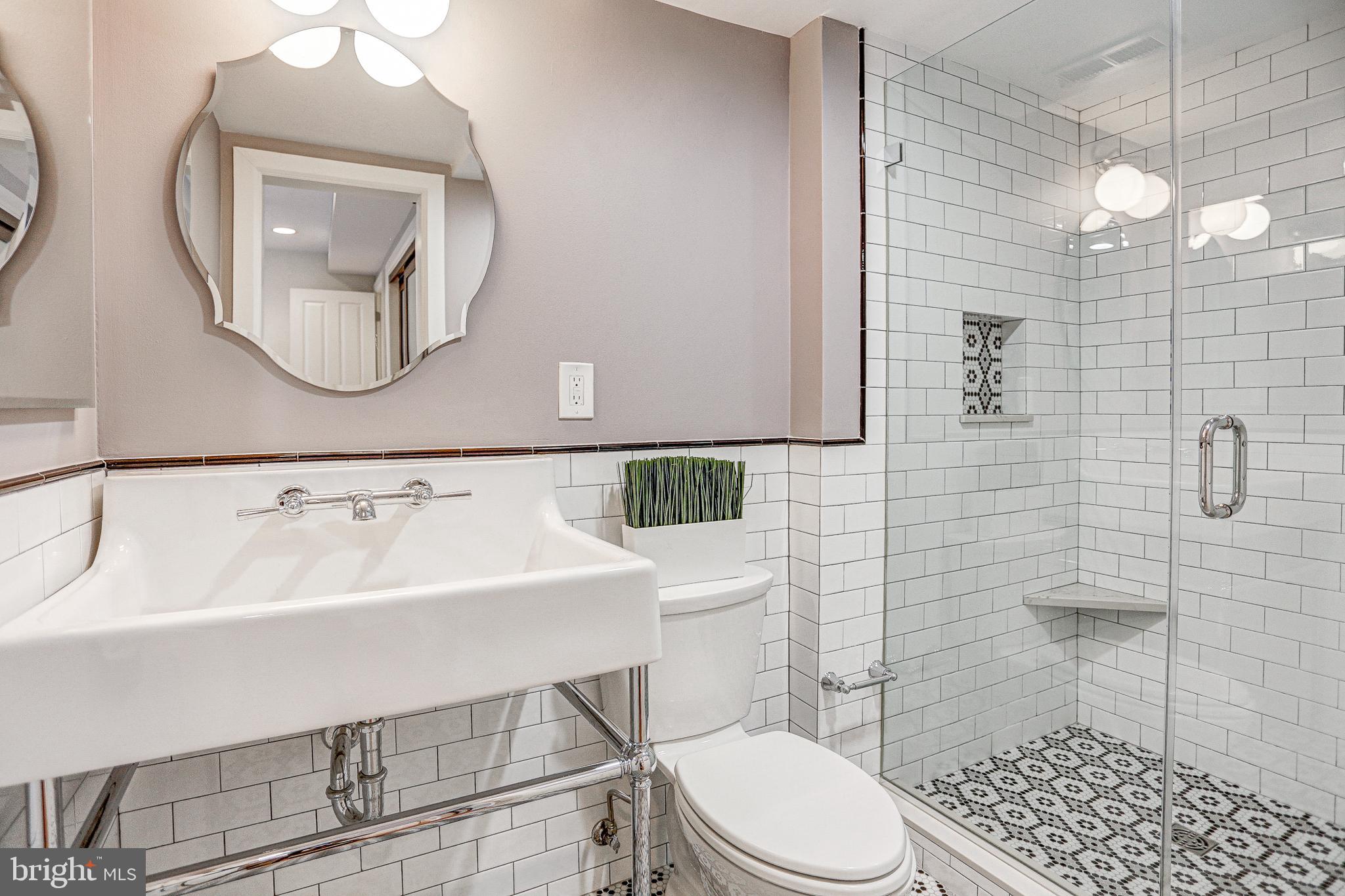 1421 Chapin St NW #1