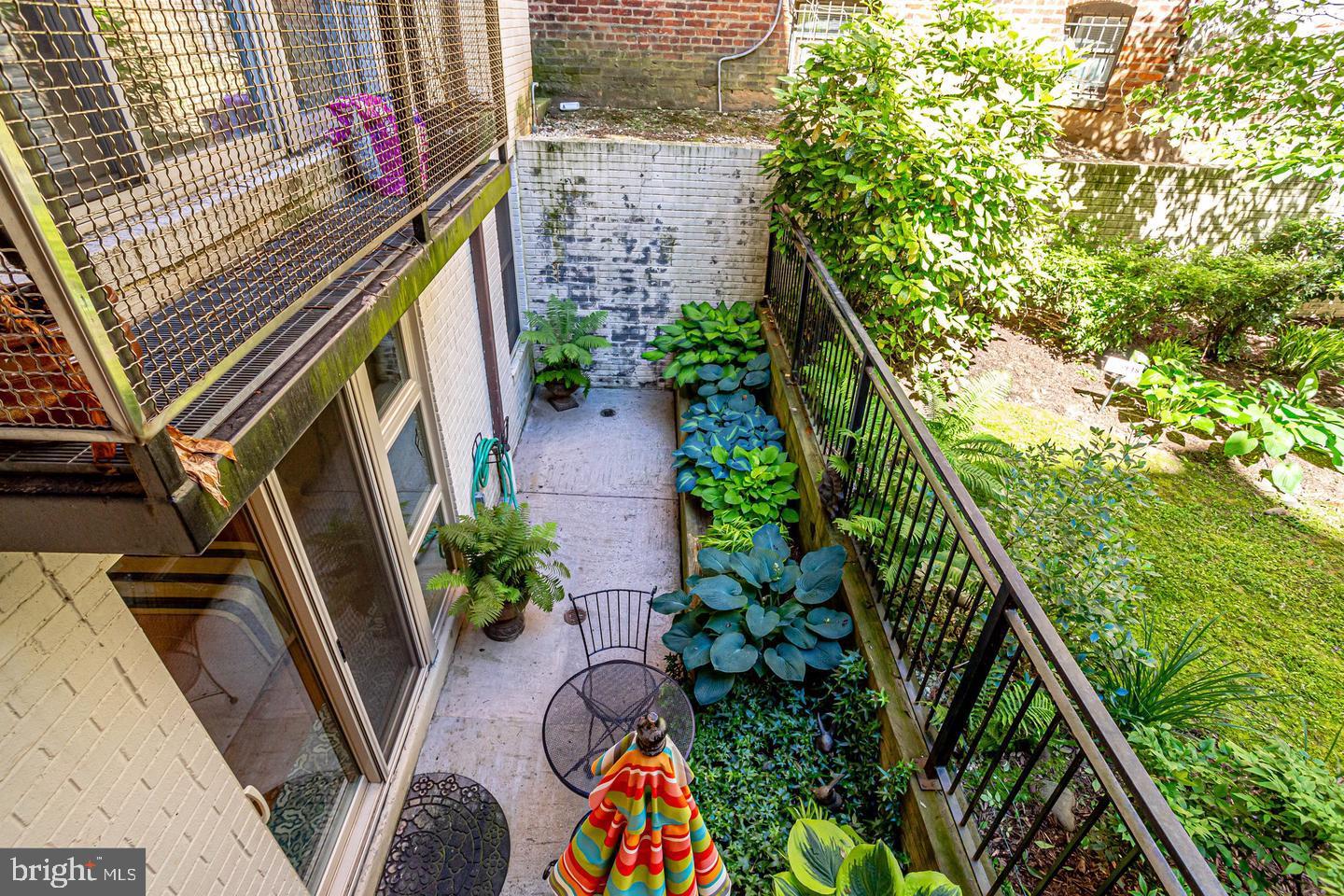 1421 Chapin St NW #1