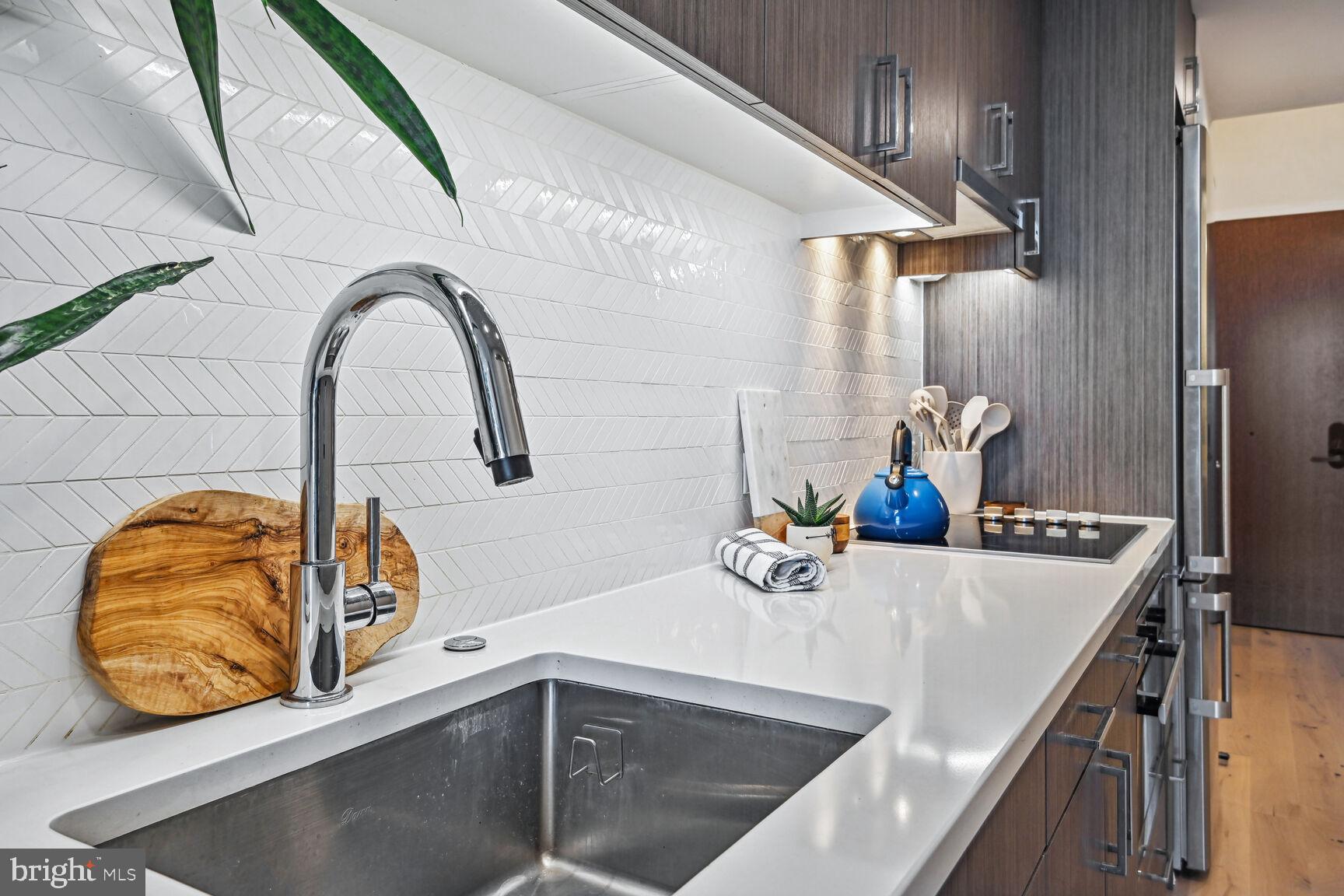 1211 van St SE #1212