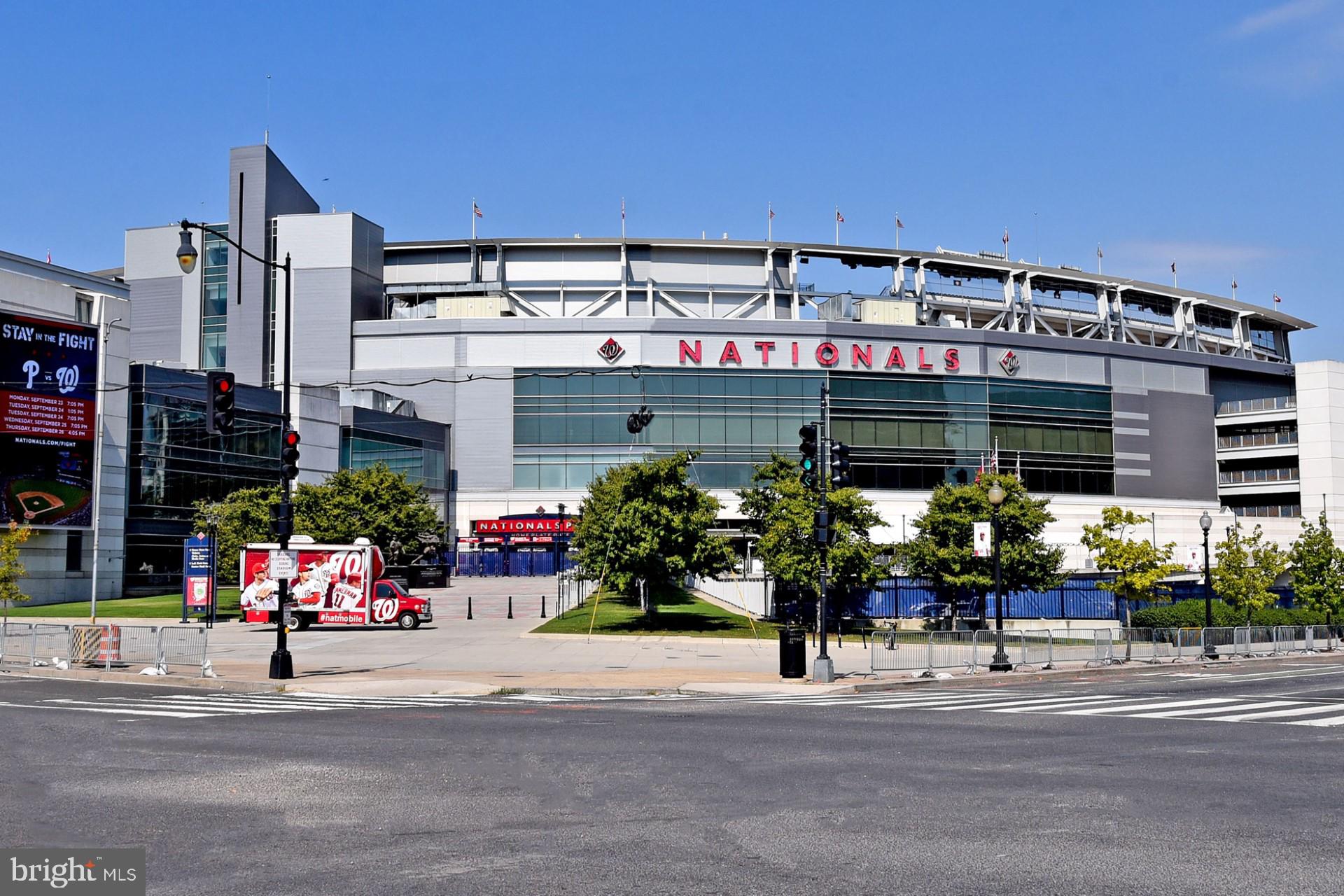 1211 van St SE #1212