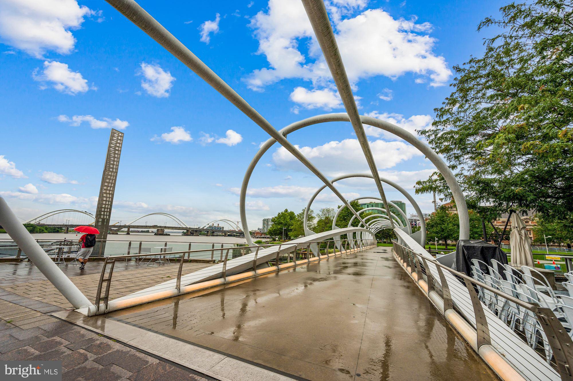 1211 van St SE #1212