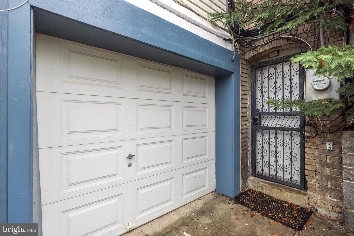 637 Allison St NW