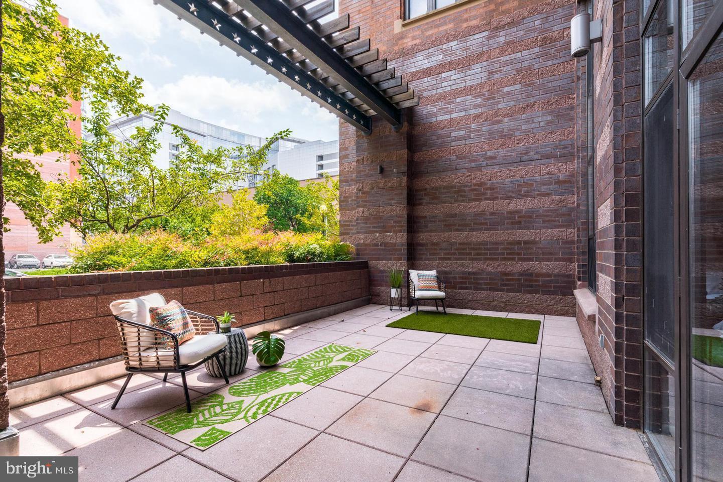 1001 L St NW #103