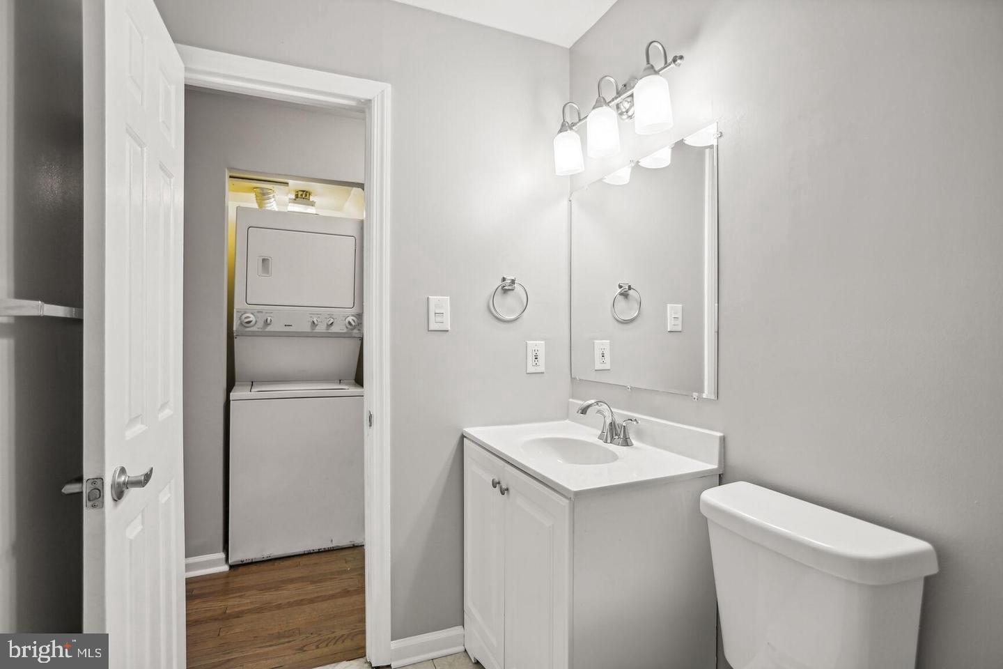 1507 Freedom Way SE #1