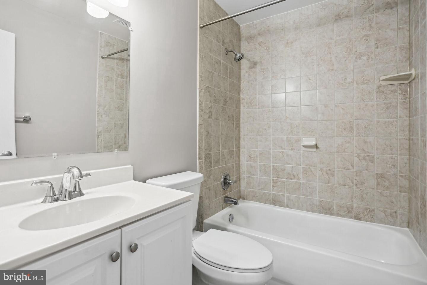 1507 Freedom Way SE #1