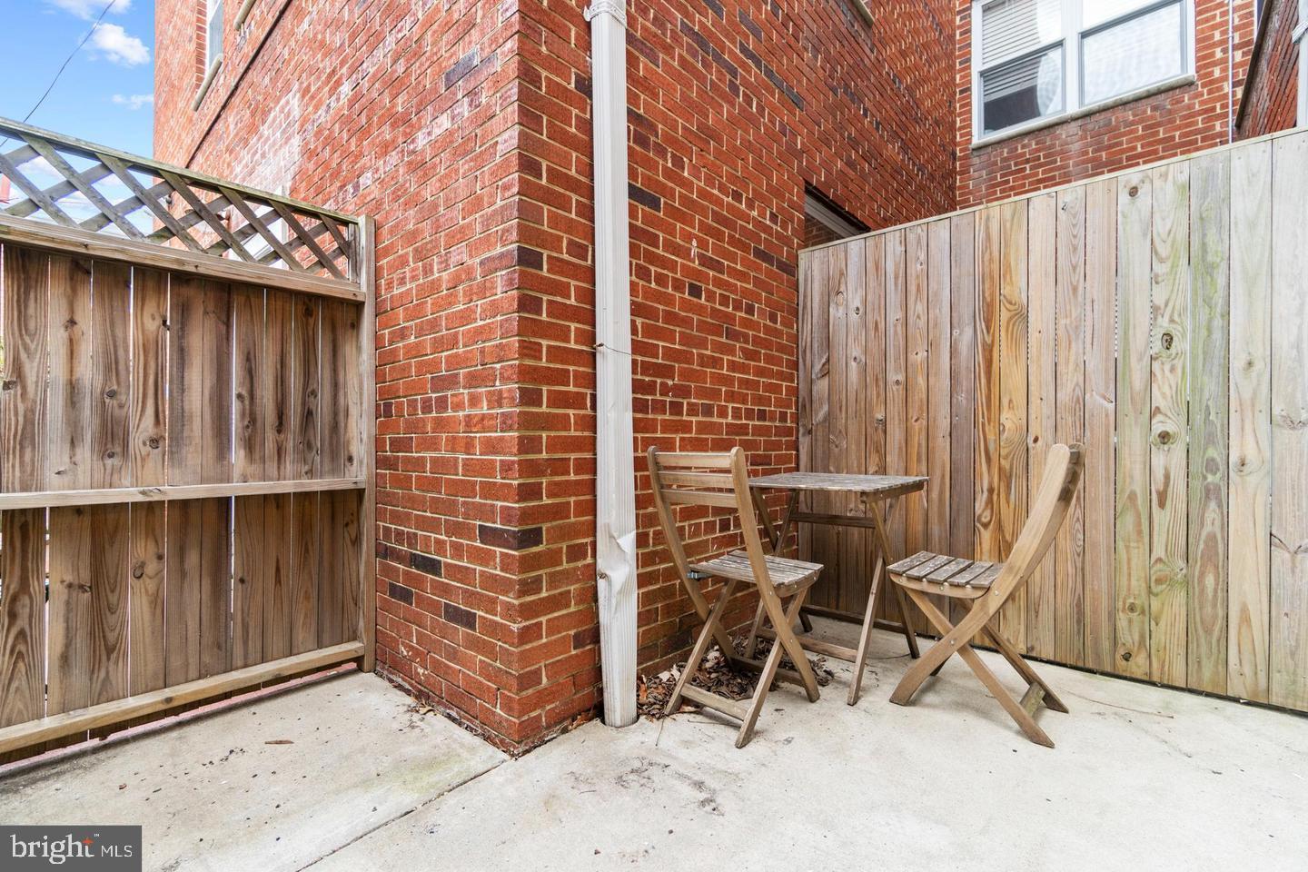 626 Independence Ave SE #105