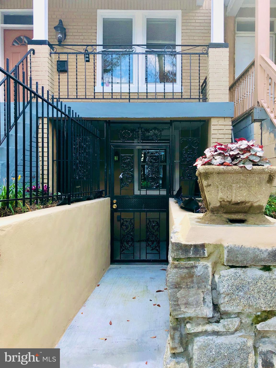 812-1/2 DECATUR ST NW