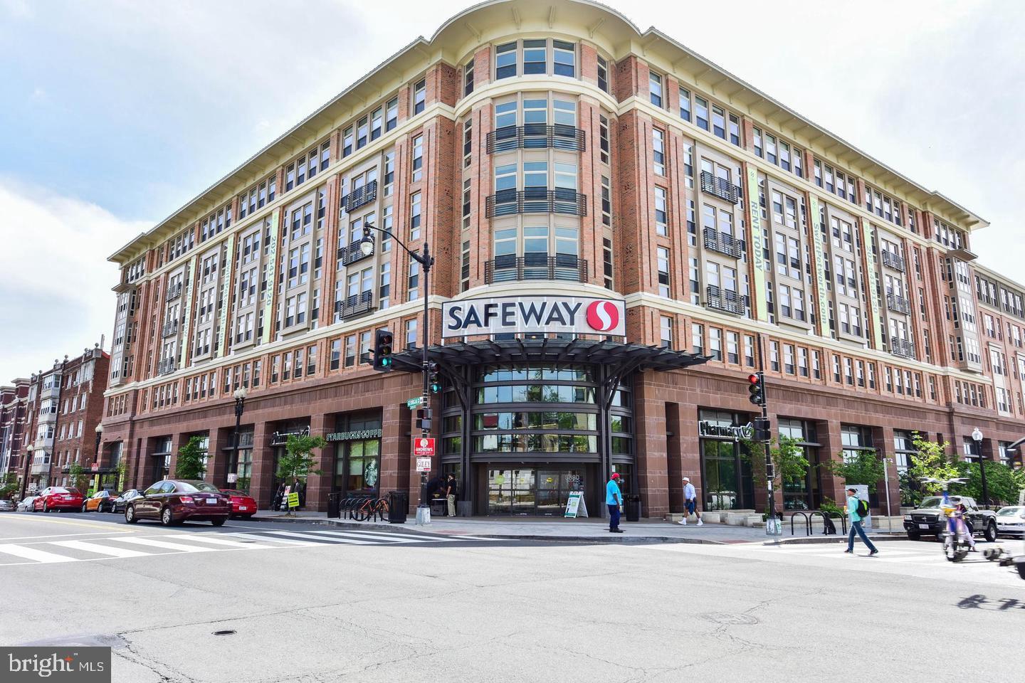 812-1/2 DECATUR ST NW